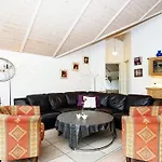 펜션 8 Person In Allingabro-by Traum
