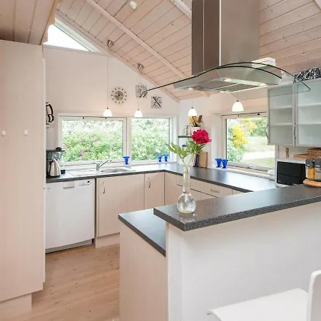 8 Person In Allingabro-by Traum Vakantiehuis