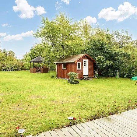 Holiday home 8 Person In Allingabro-by Traum *