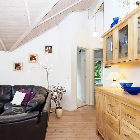 Three-bedroom In Allingabro 3 Hébergement de vacances