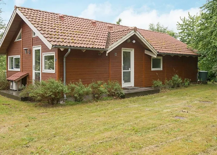 度假居 8 Person In Allingabro-by Traum *